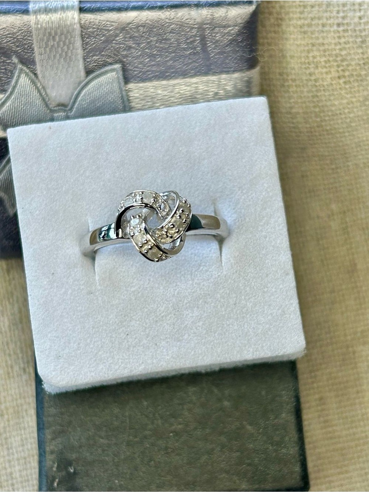 Macys Sterling Silver Love Knot Ring w/ Diamond Accent Size 6 NWOT