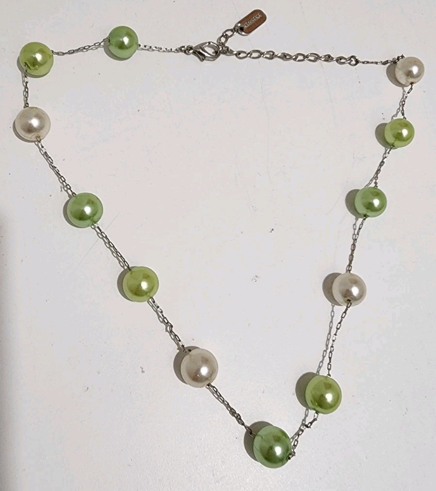 Vtg Kissaka Faux Pearl Necklace Green White Pearls Silver Toned Chain 19” Signed