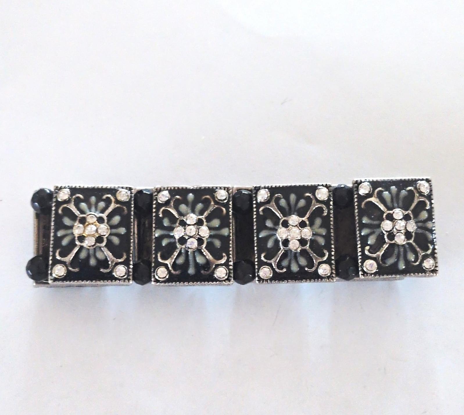 Silver-Tone Floral Panel Stretch Bracelet, Black Beads, Clear Round Crystal