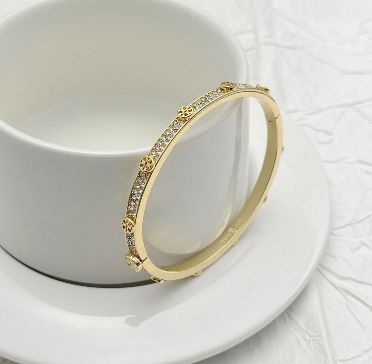 New Tory Rinestone Gold Bangle Bracelet Width 5.7cm , hight 5cm
