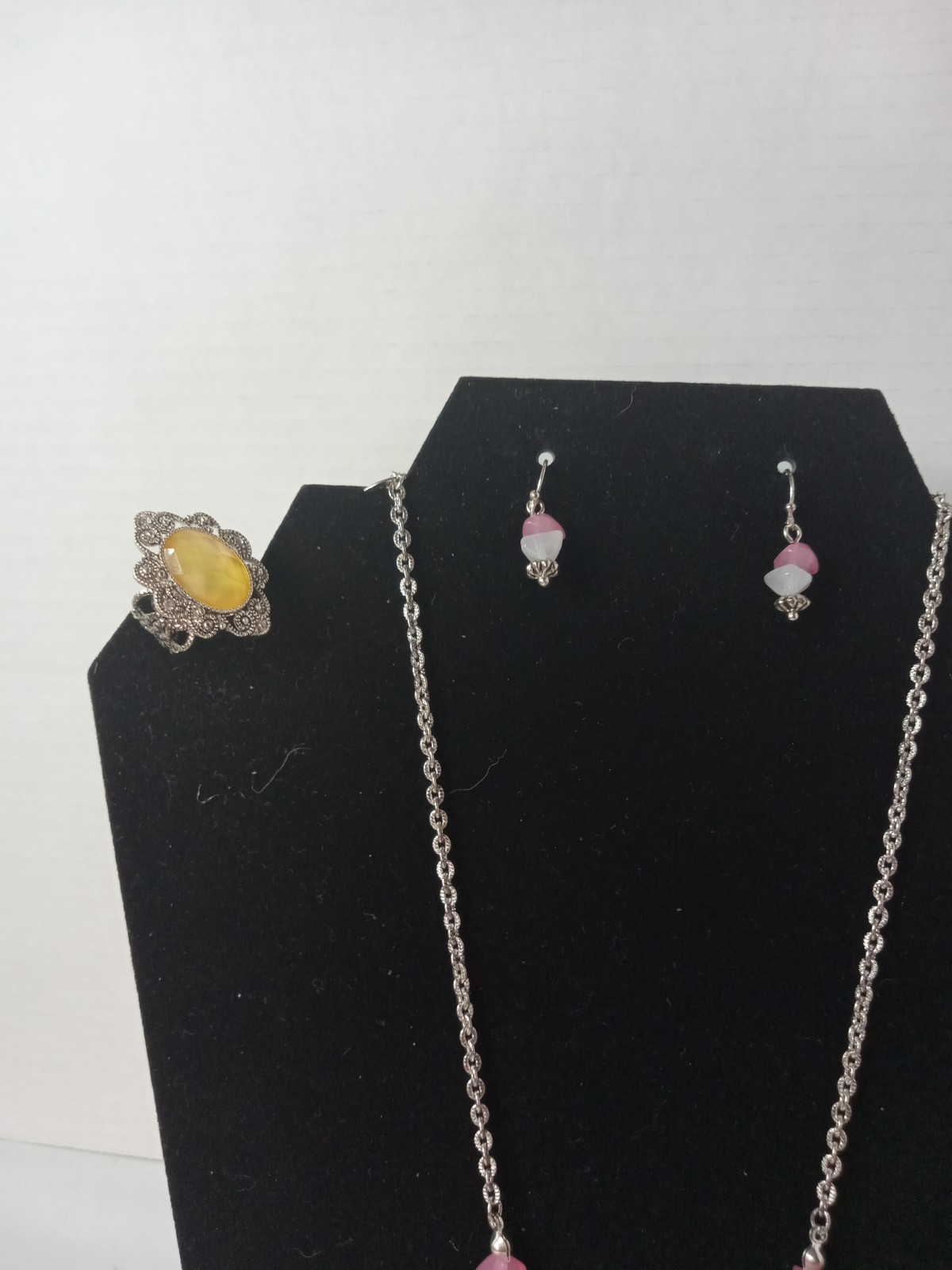 3 piece vintage set , Necklace, Earring & ring Set. 16″ +