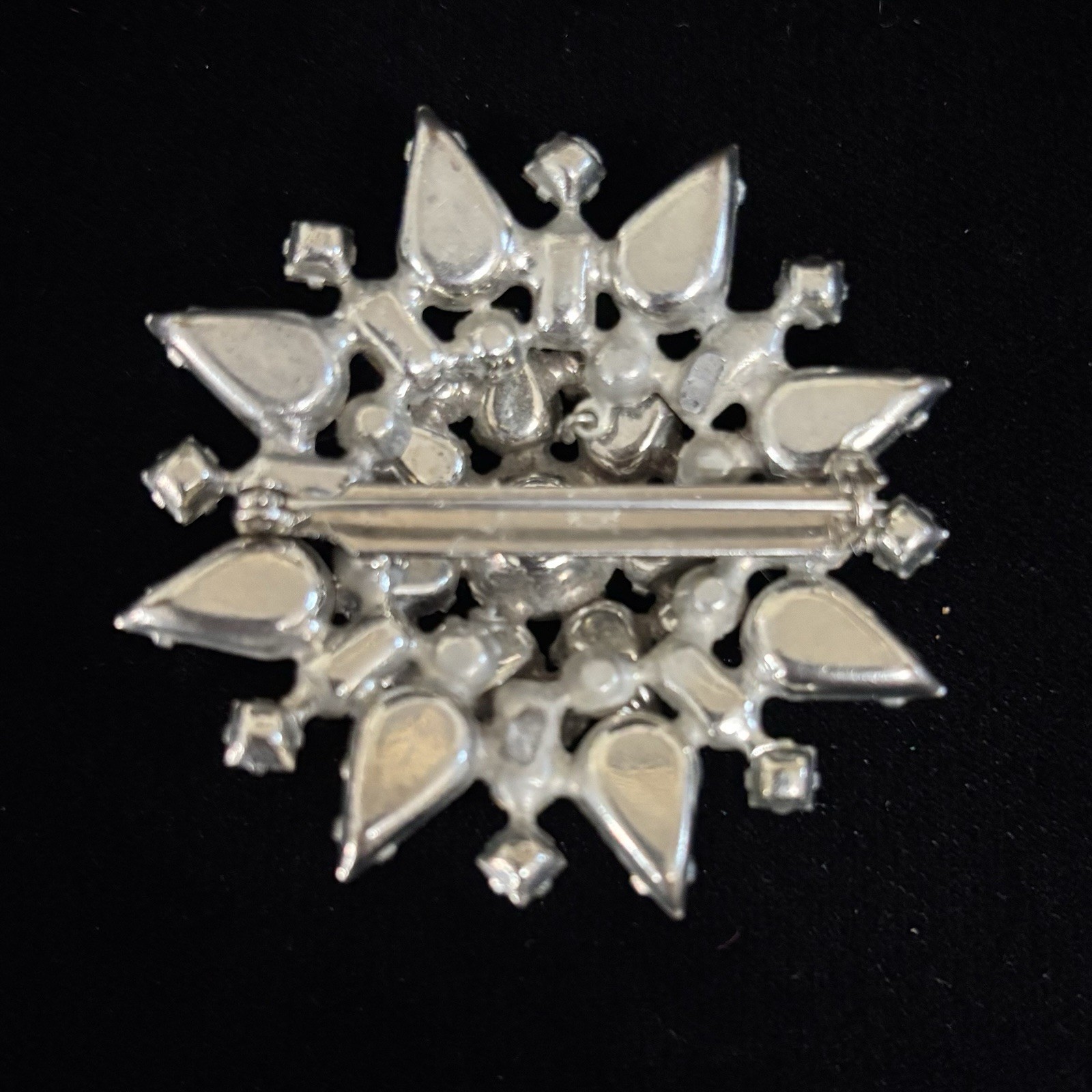 Vintage Juliana Style Clear Rhinestone Brooch Layered Starburst 5cm