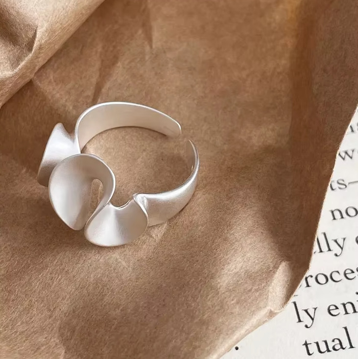 925 Sterling Silver Wave Flower Ring Women Open Minimalist Plant Classic Jewelry