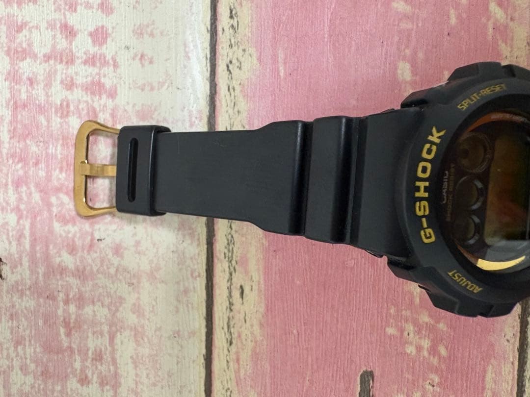 CASIO G-SHOCK DW-069 Main body Black Gold Genbu Working item