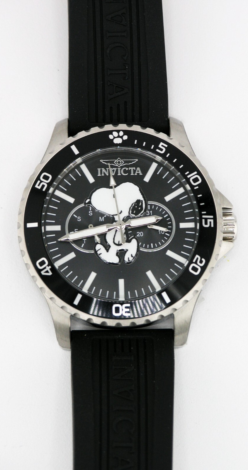 NEW WITH DEFECT INVICTA 38644 PEANUTS WATCH SNOOPY LIMITED BLACK DIAL 48MM