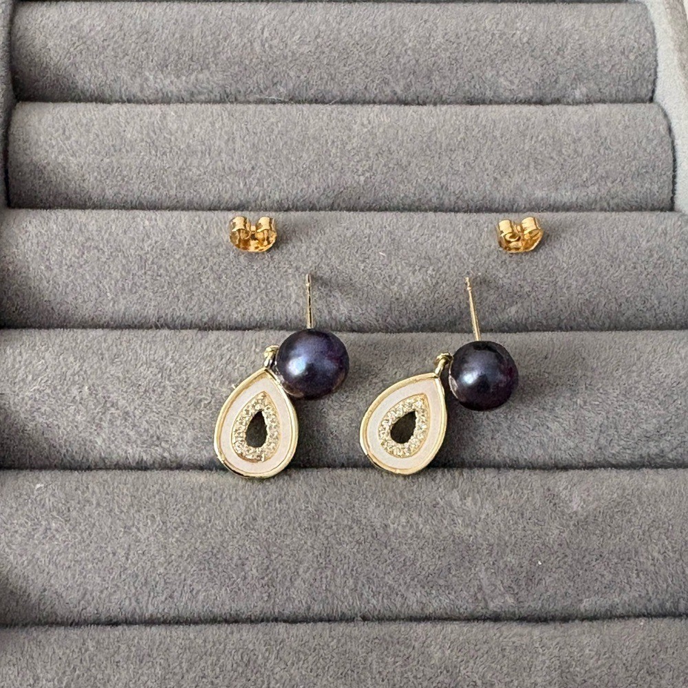 Authentic Freshwater Pearl Elegant Drop Earrings fresh from Southeast Asia