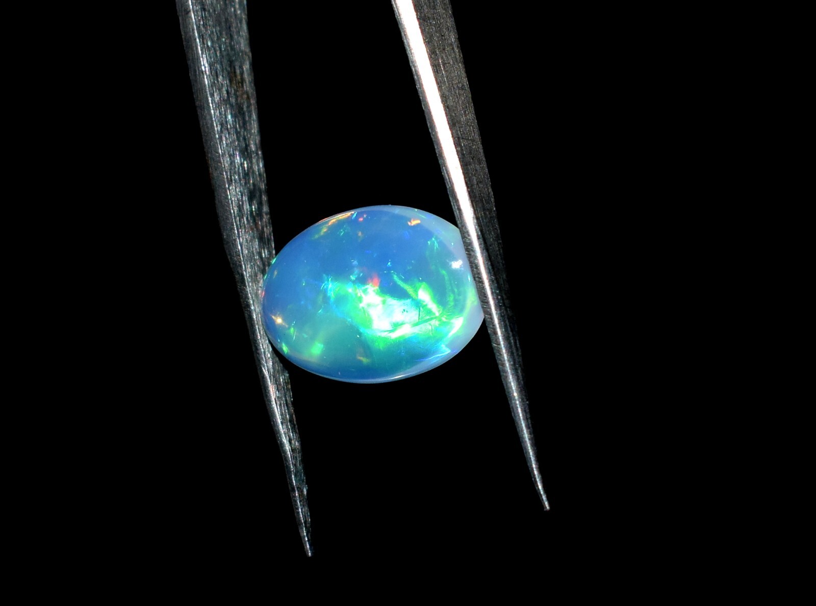 5 ct Naturel Ethiopian Welo Fire Opal Cabochon Loose Gemstone 16.6×11.3×5 mm