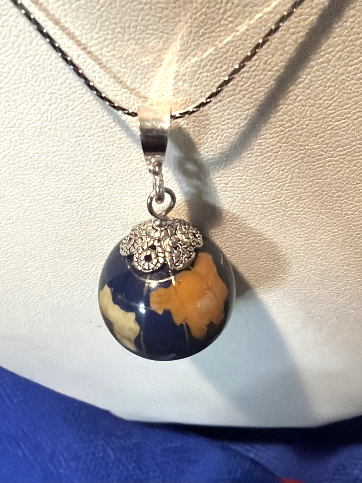 *NEW ITEM-LG. VTG. 20MM LAPIS GEMSTONE INTARSIA WORLD GLOBE NECKLACE .925 SILVER