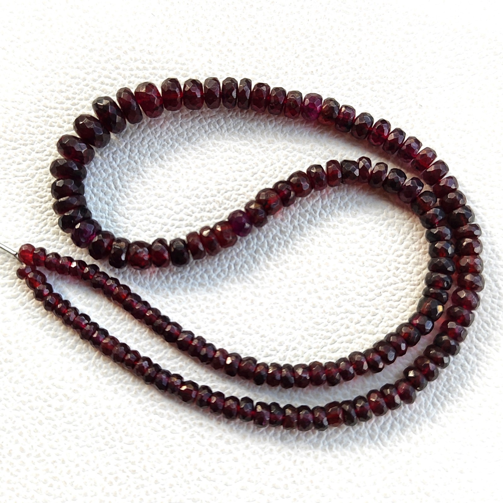 Natural India Garnet 4-8mm Faceted Rondelle Beads 16″ Strand Gemstone Jewelry