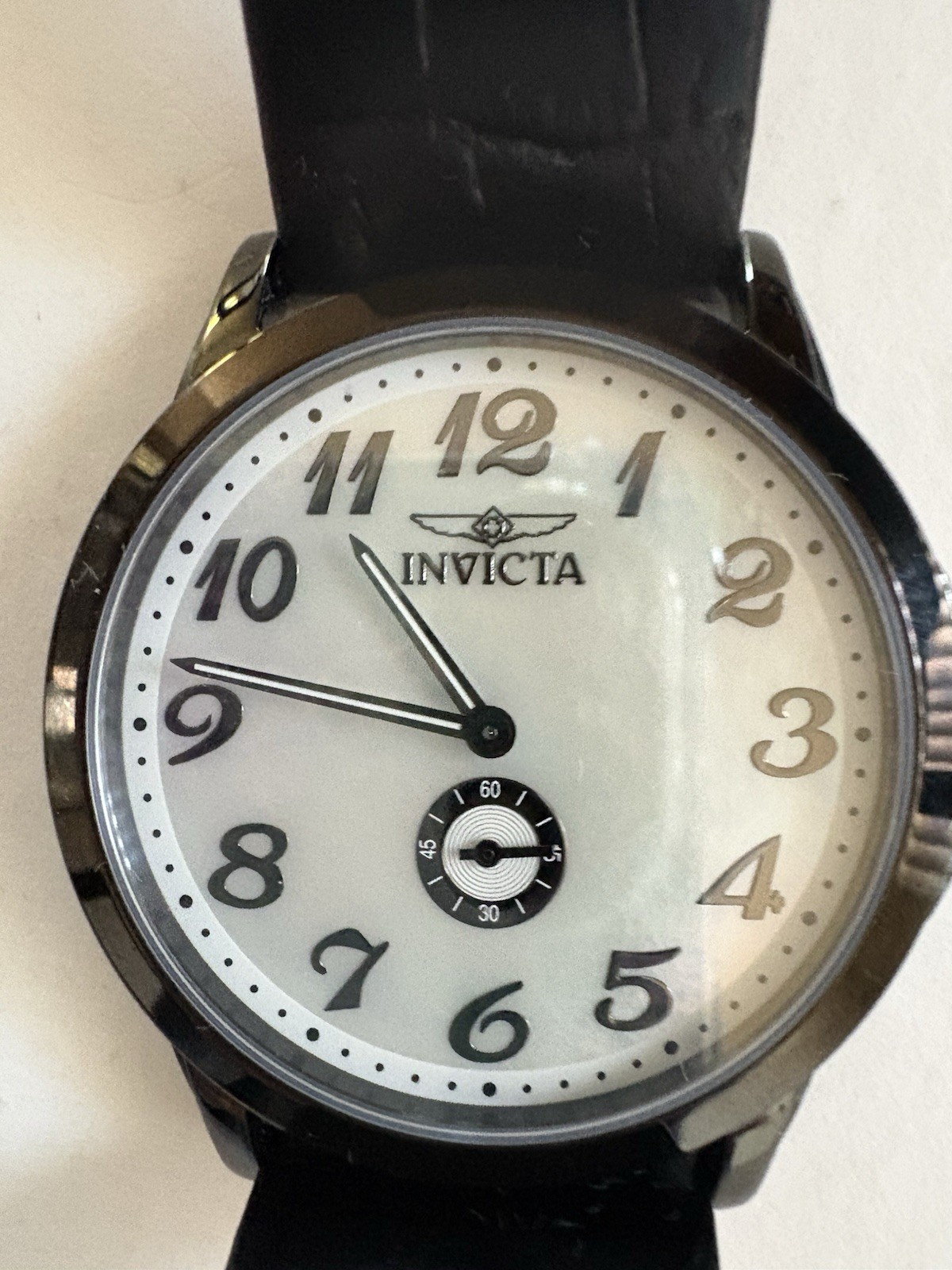 Invicta 5711 Men’s Dress Watch –New – Mother‑of‑Pearl Dial – Black Leather Band