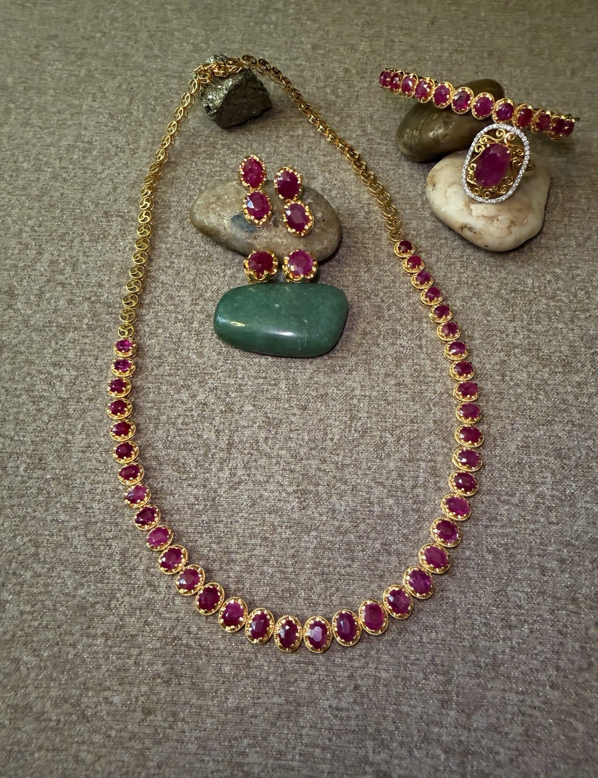 Certified Natural Burma(Mogok) Ruby 18k Y Gold LotusFlower Bracelet Bangel