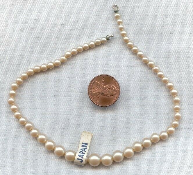 3 VINTAGE JAPAN CULTURA PEARL GLASS GRADUATED BEADED 11″ TIPPED SECTIONS D281