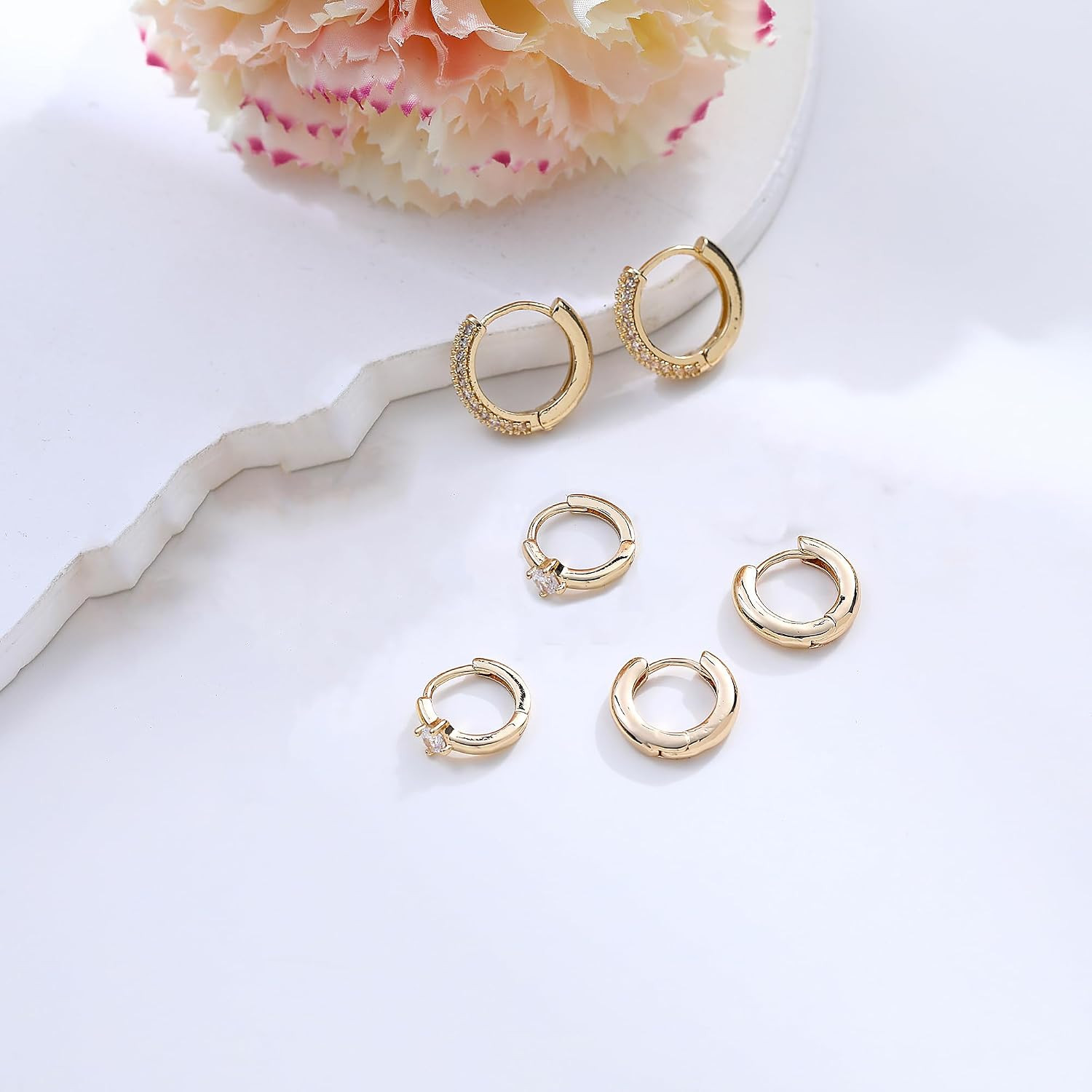 Gold Hoop Earrings Set for Women, 3 Pairs 14K Gold Plated Huggie Hoop Earring Hy