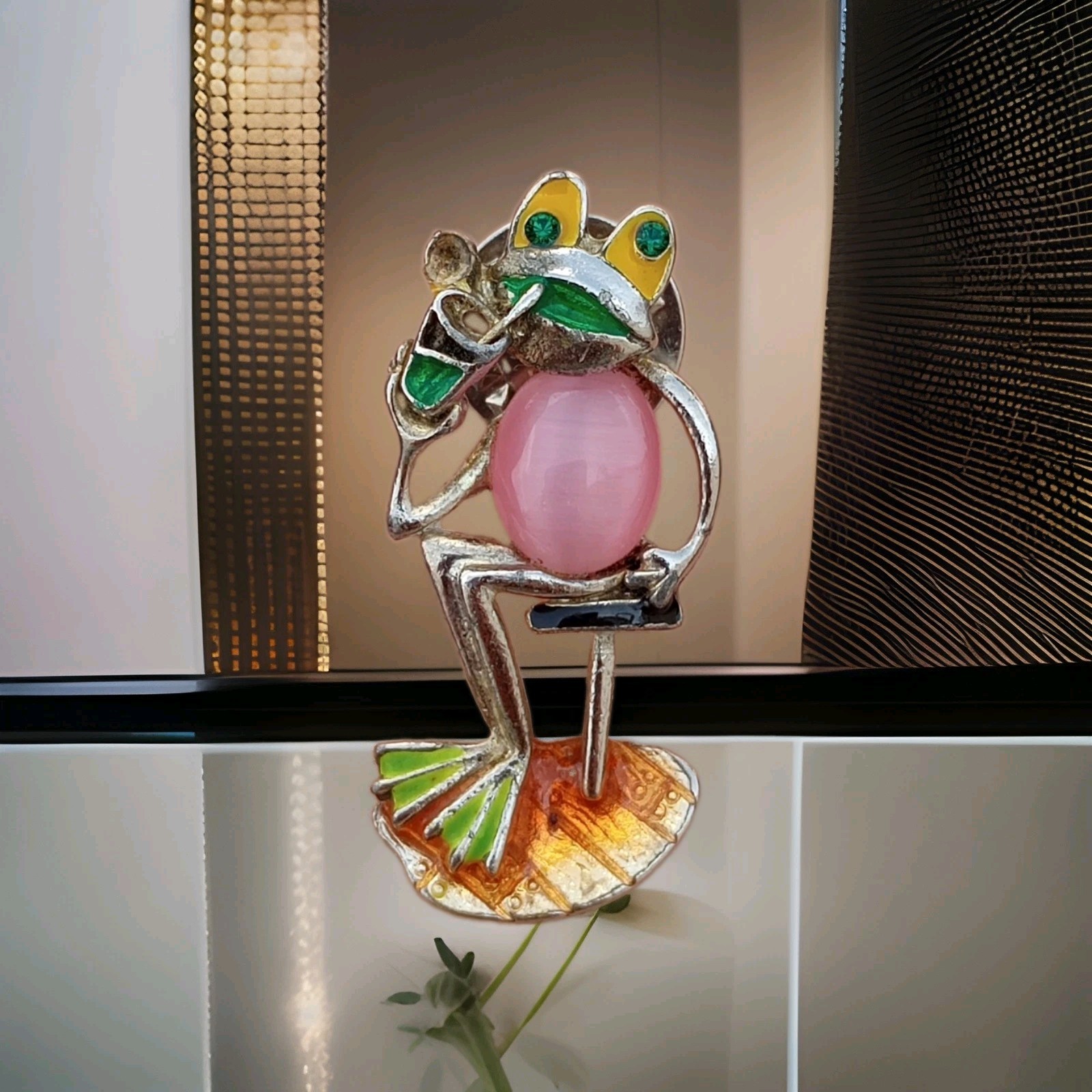 Vtg Jelly Belly Cocktail Frog Brooch Pin Pink, Enamel Cabochon Unbranded *MINT*