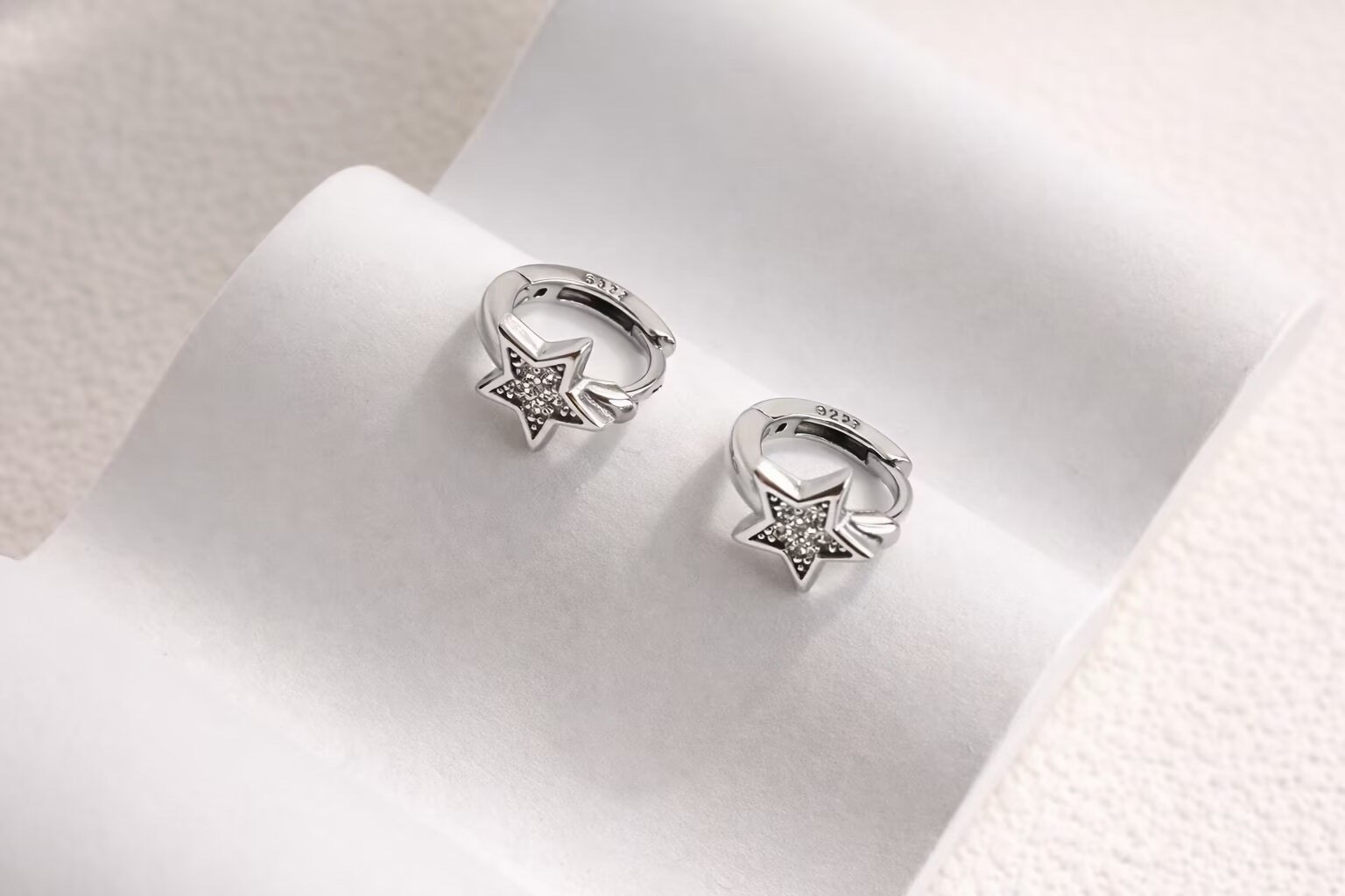 18K Gold Plated Star Huggie Hoop Earrings 9mm Small CZ Unisex Earrings 177