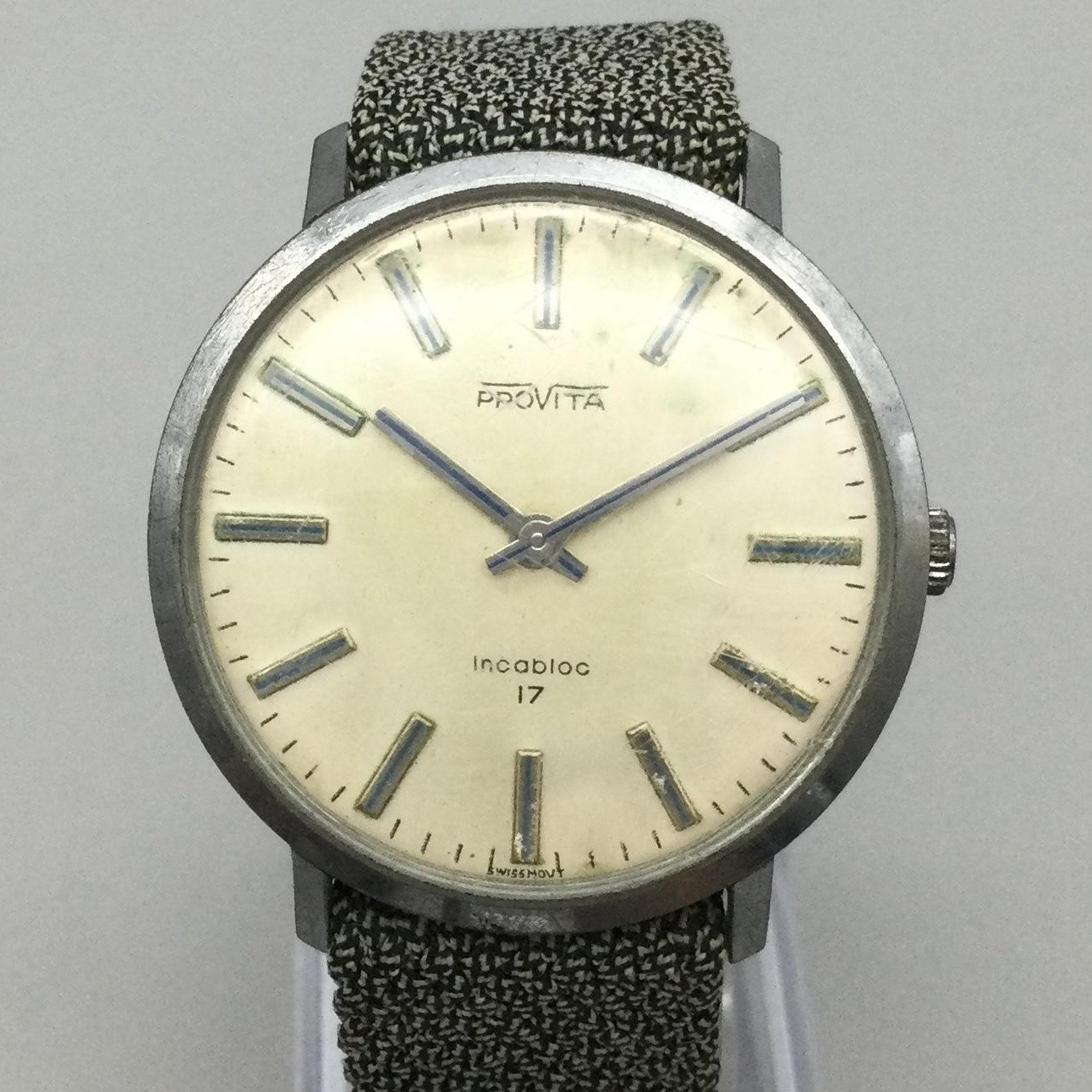 Vintage Provita Incabloc Mens Watch 34mm Silver Tone 17 Jewels Manual Swiss