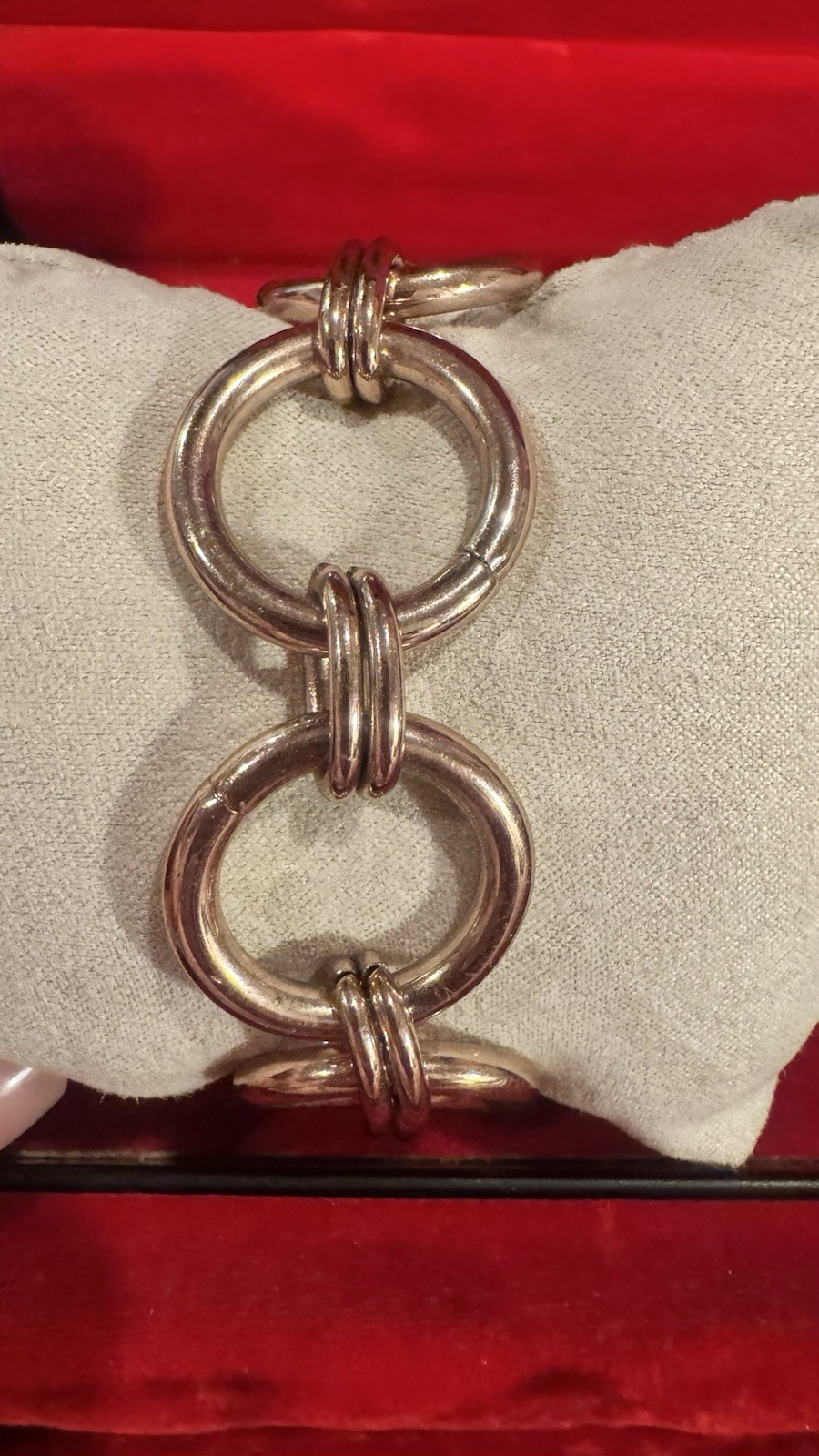 Victorias Secret Rose Gold Tone Round Link Toggle Chain Bracelet Angel