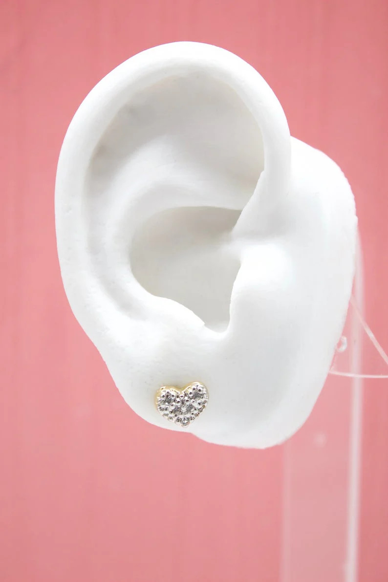 18K Gold Filled Heart Stud Earrings (L121)