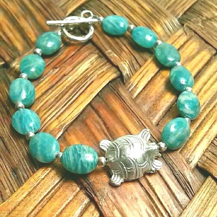 AMAZONITE HANDMADE TURTLE HILL TRIBE FINE SILVER (95-99% PURE) TOGGLE BRACELET