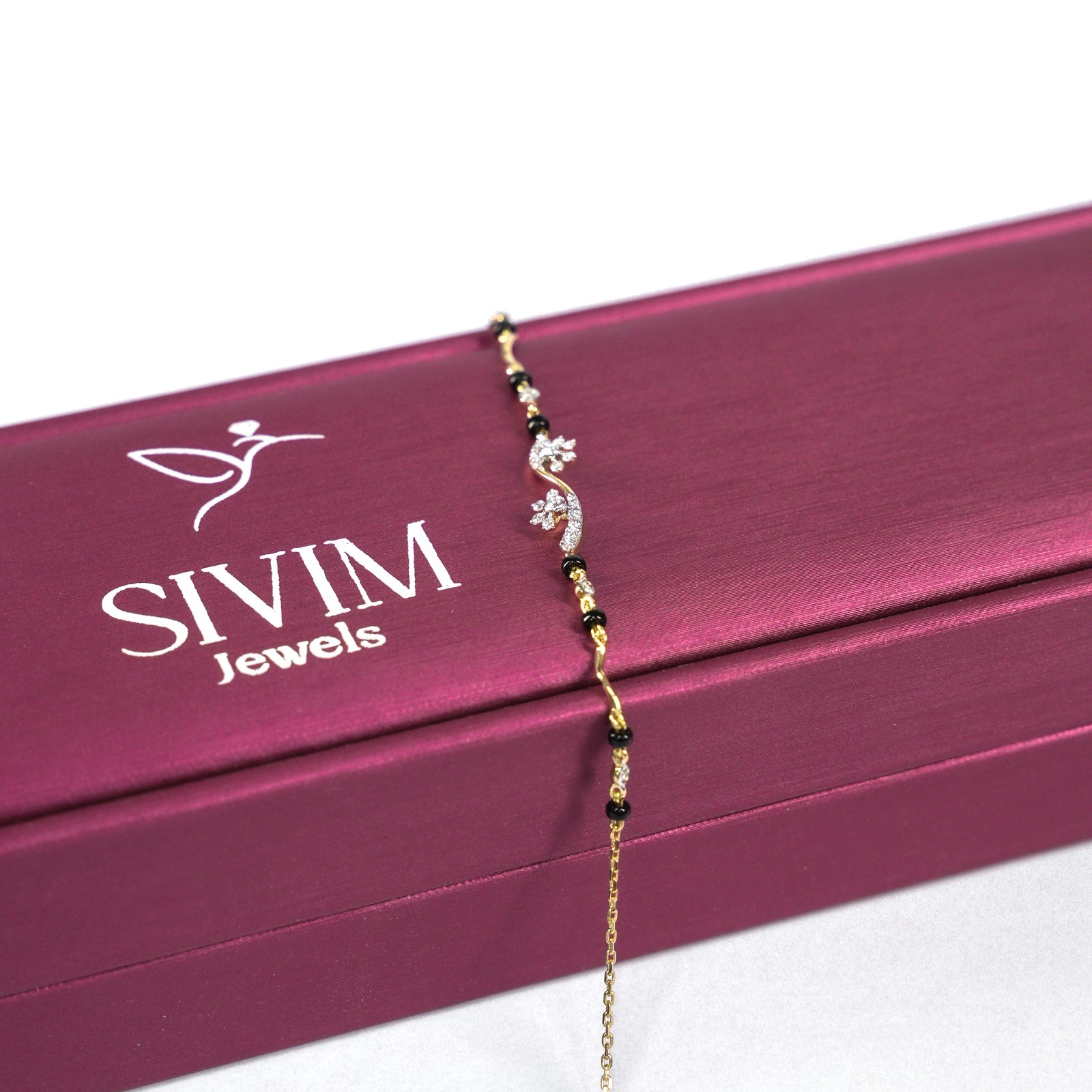 18 KARAT MANGALSUTRA BRACELET | NATURAL DIAMOND | IGI CERTIFIED | YELLOW GOLD