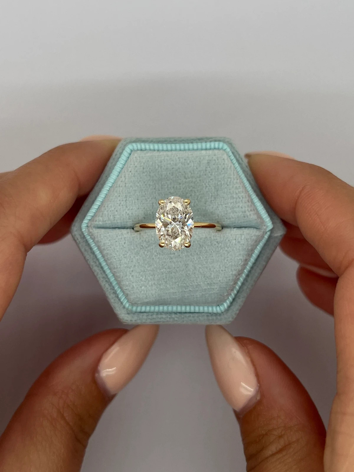 Lab Grown 2.50 Ct Oval D/VVS2 CVD Diamond Hidden Halo Solitaire Engagement Ring