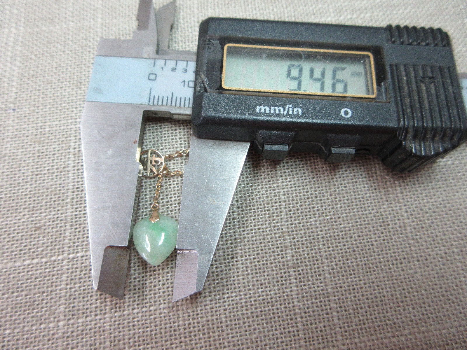 14k Solid Y. Gold Green Brown Lavender Jadeite Jade 3 Heart Pendant Longevity