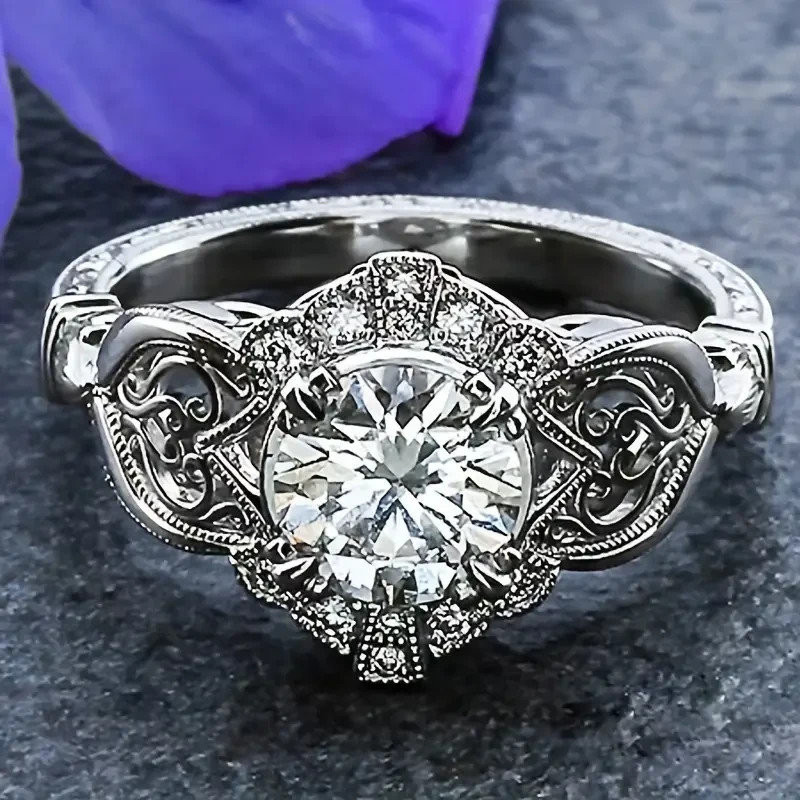 Elegant 925 Sterling Silver White Topaz Charms Wedding Engagement Ring Size 8