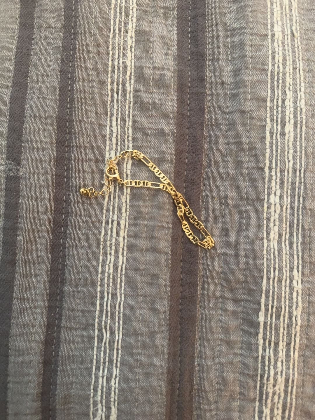 Gold Tone Figaro Chain Anklet with Lobster Clasp