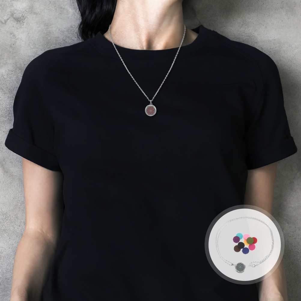 Essential Oil Diffuser Necklace Aromatherapy Men Women Pendant Refill Pads