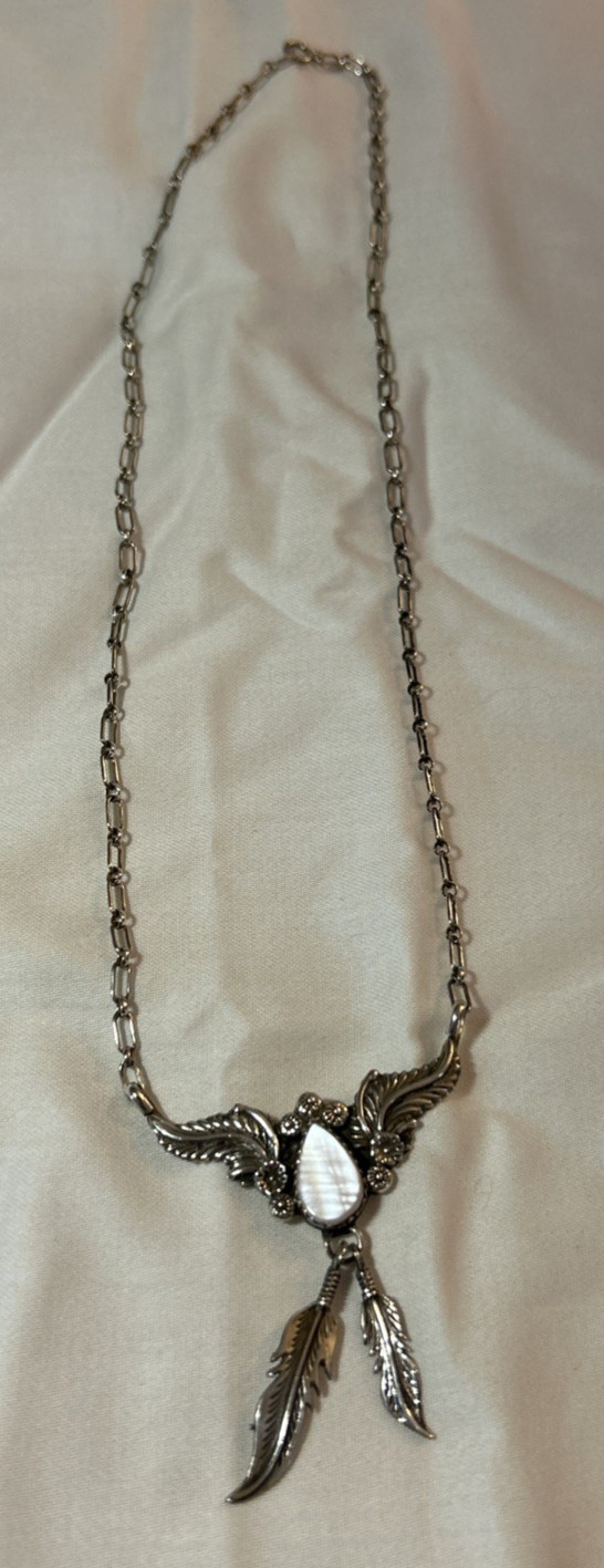 Vintage Navajo Shop-Cast Sterling Silver Feather Necklace 10.7 Grams 16″ Chain