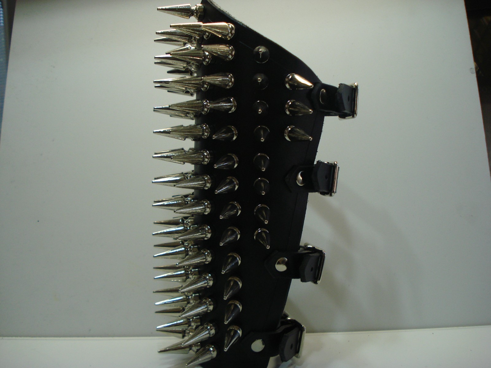 LEATHER UNISEX SPIKE GAUNTLET.BLACK METAL ….(MDLUG0257)…. FORGOTTEN TOMB