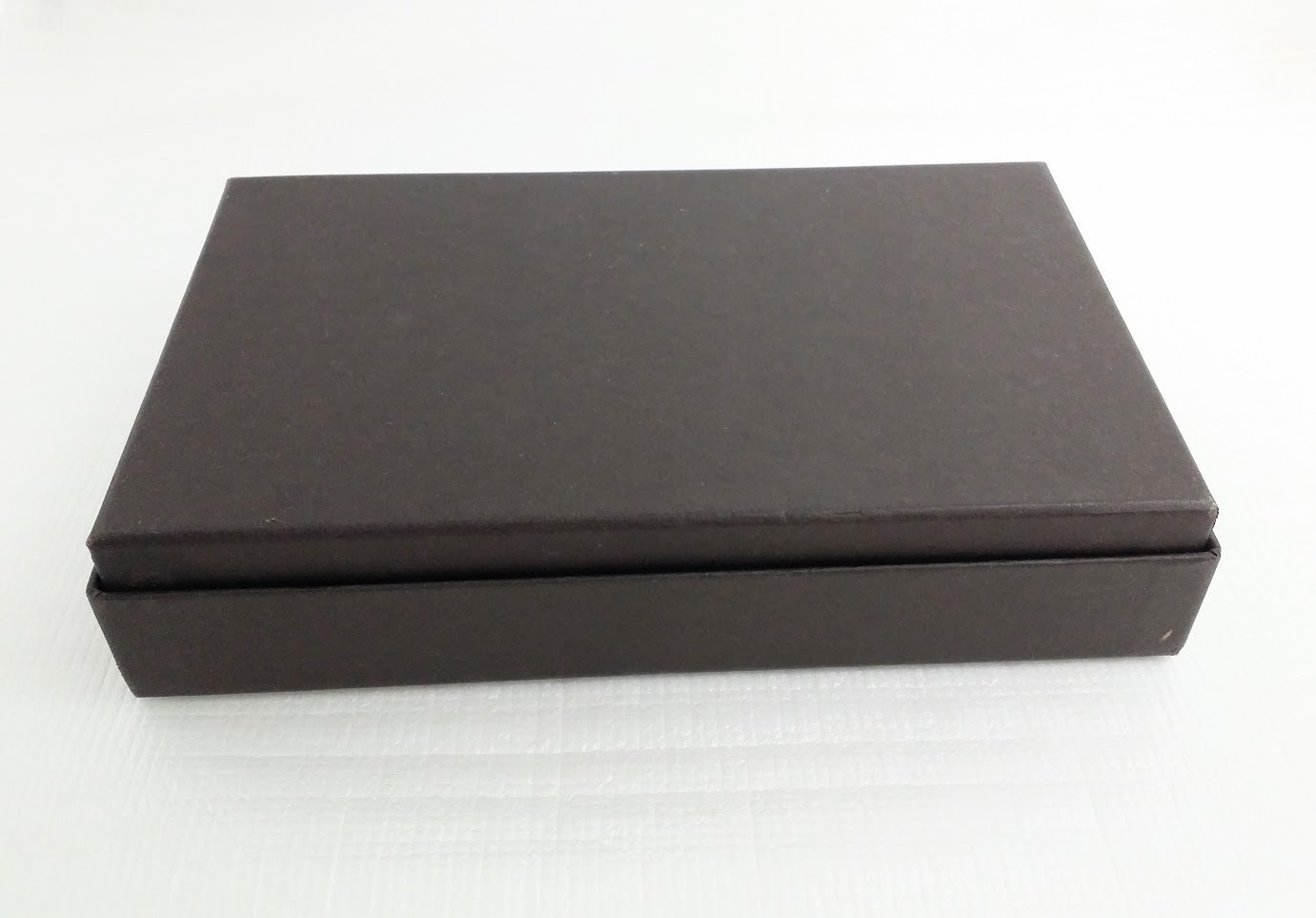 BOTTEGA VENETA Dark Brown Gift Box For Long Wallet