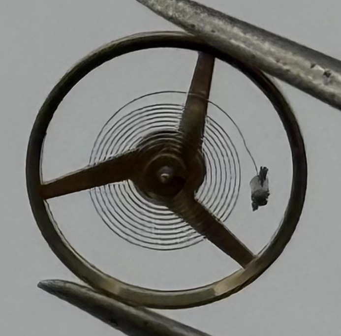 ST 69-21 Balance Wheel Complete And Spring Renata 1609 Watch Movement Parts NOS