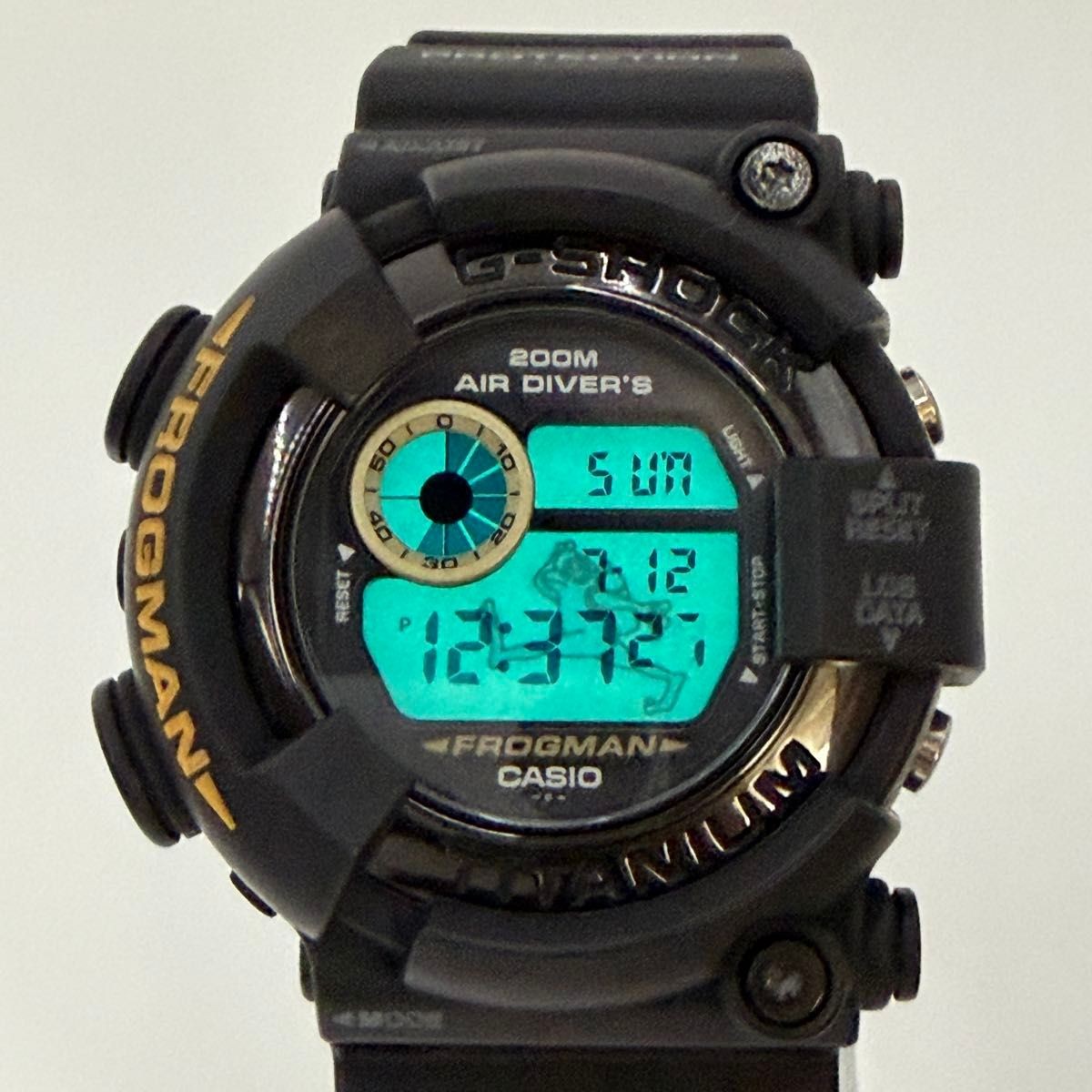 Item G SHOCK DW 8200BM 1T FROGMAN Men in Black 2 Frogman Titanium MIB2