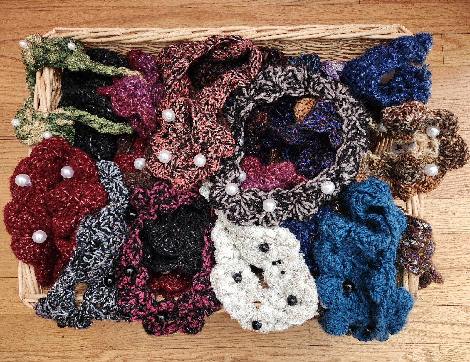 FREE 10 Resale Handmade Asst Random Crocheted Scalloped Collar Necklaces & beads