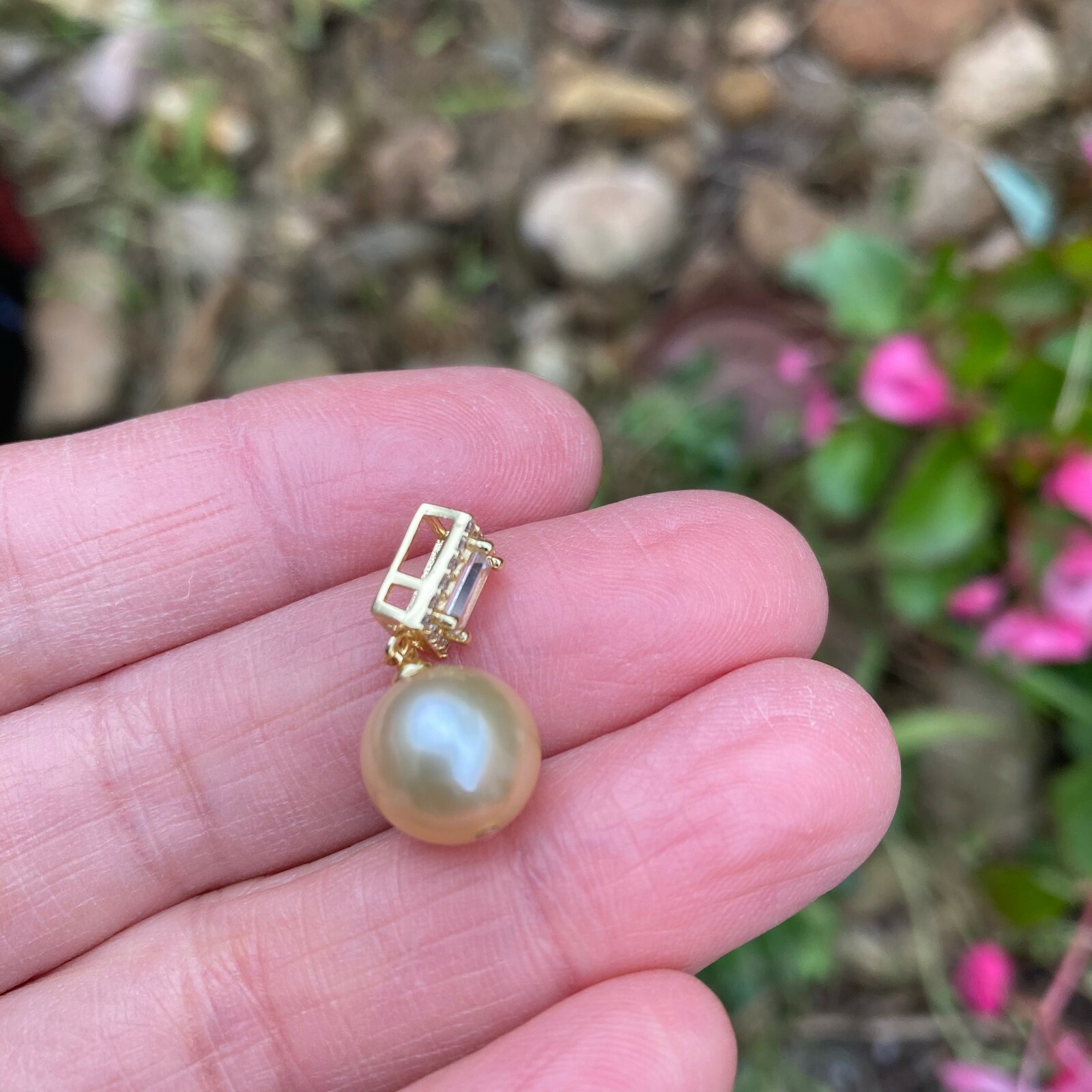 9.5-10mm Australia gold seawater Pearl high luster Silver crystal pendant TH57