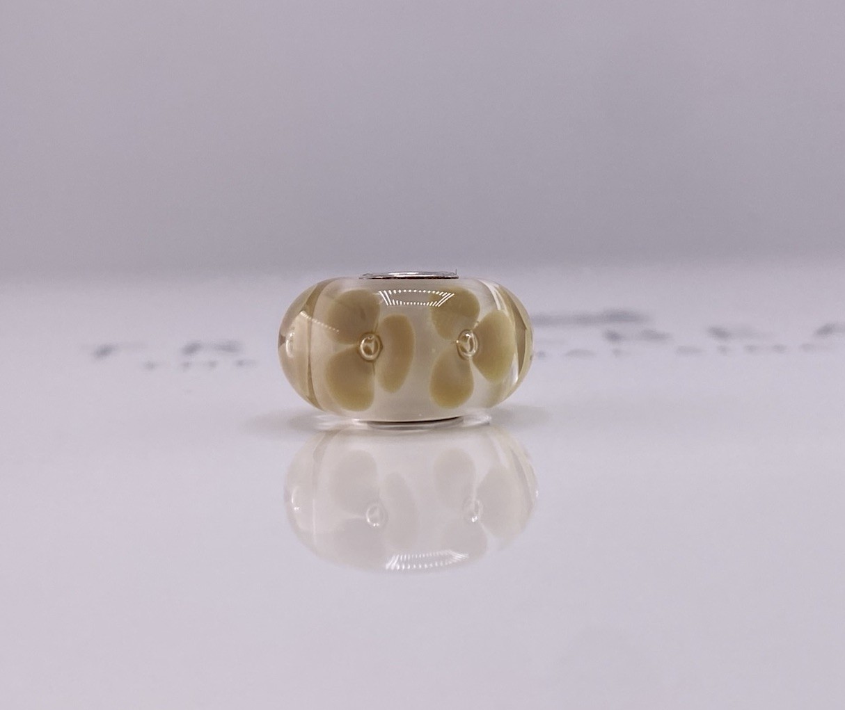 Trollbeads White Beige Flower Glass Bead Retired Unique OOAK