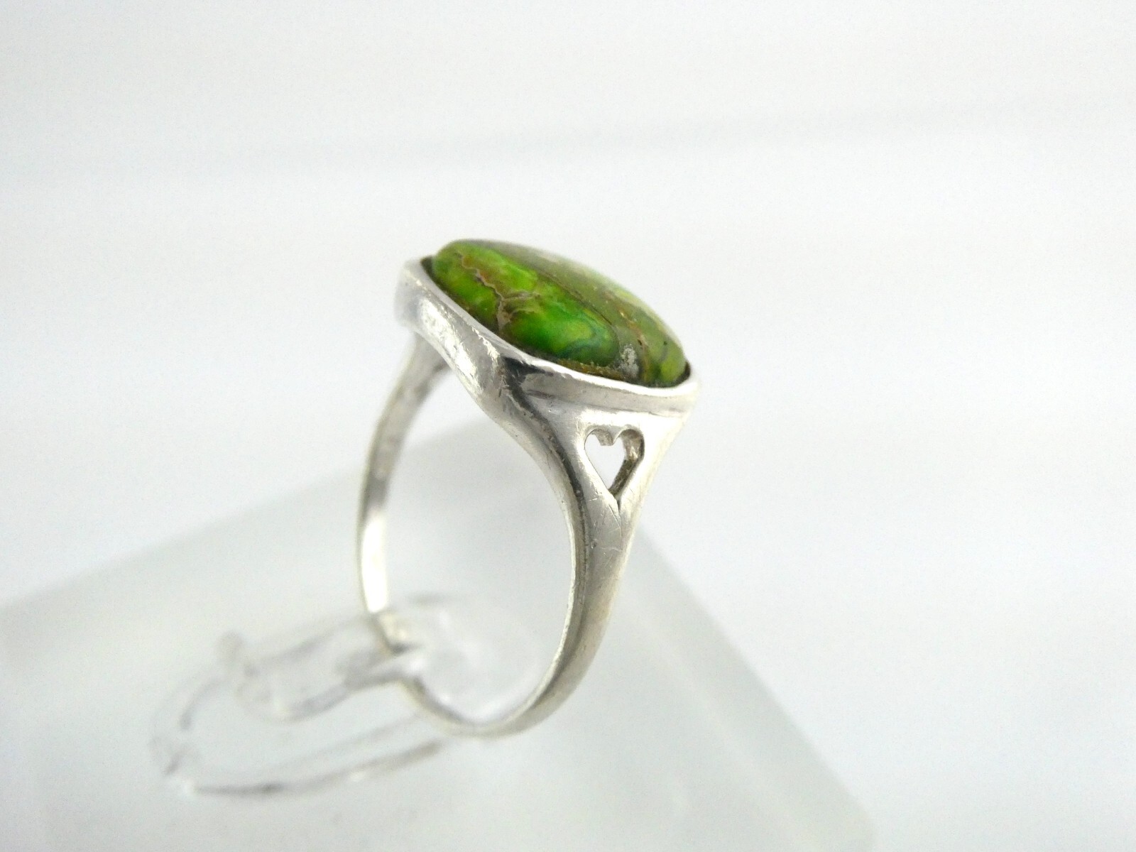 Sterling Silver Green Turquoise Heart Bezel Ring 925 Size 7 Weighs 2.4 Grams