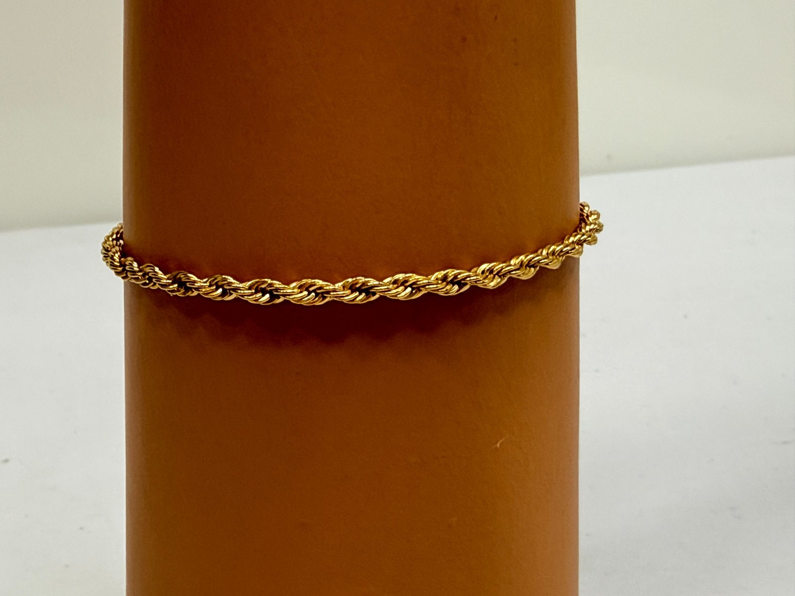Vintage American Showcase Bracelet Gold Tone Rope Chain Single Strand Estate 7.2