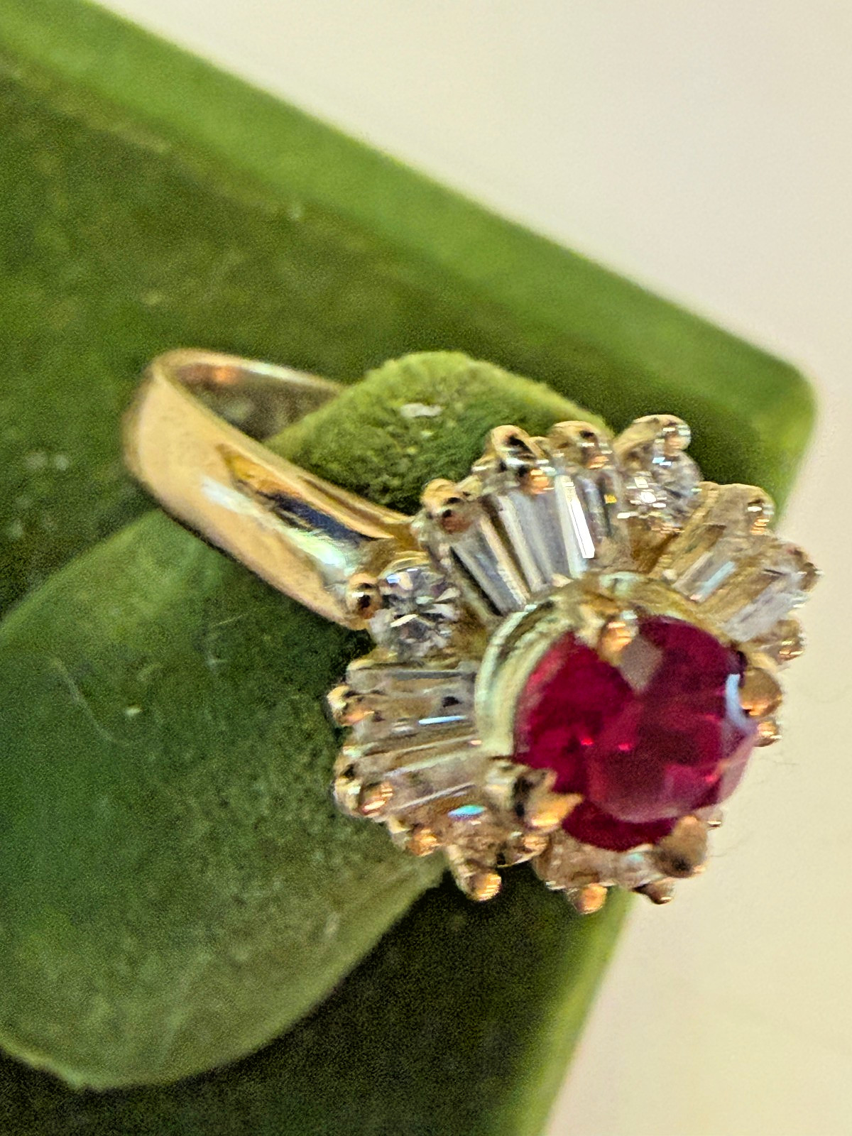 Vintage SOLID 10KT BJM Gold Stamped Red Size 8 Ring 4.71g NOS NOI!