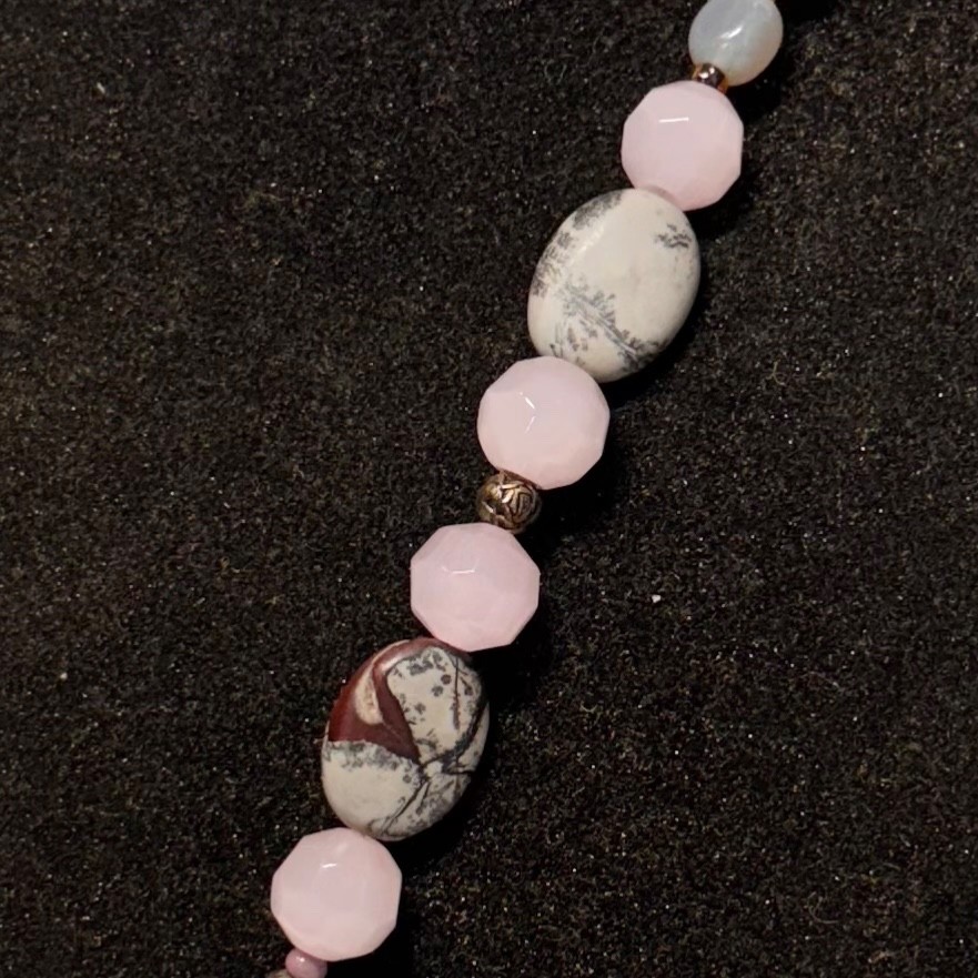 NECKLACE mauve grey stones flat ovals pink rounds brasstone metal beads toggle