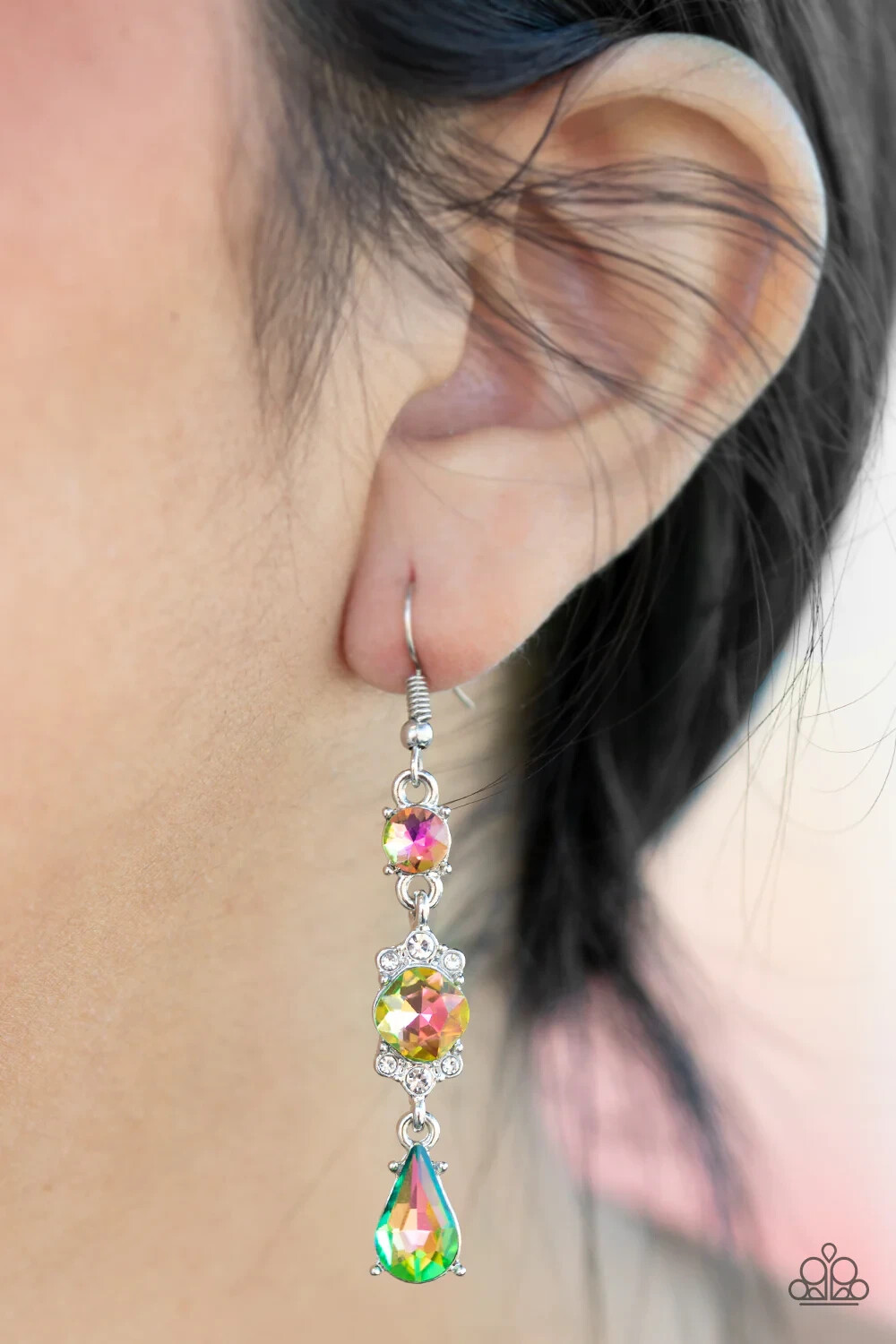 Paparazzi OUTSTANDING OPULENCE multi OIL SPILL earrings