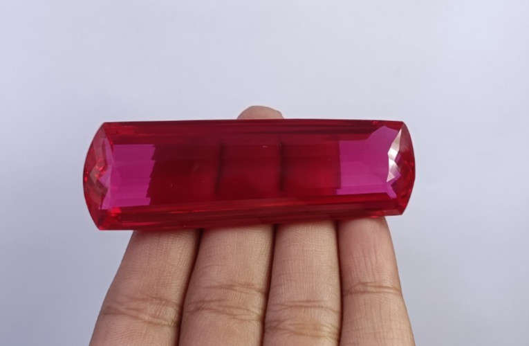 Great Natural Red Ruby 189.55 Ct Fancy Cut Collector’s IGL Certified Gems 6JDZ