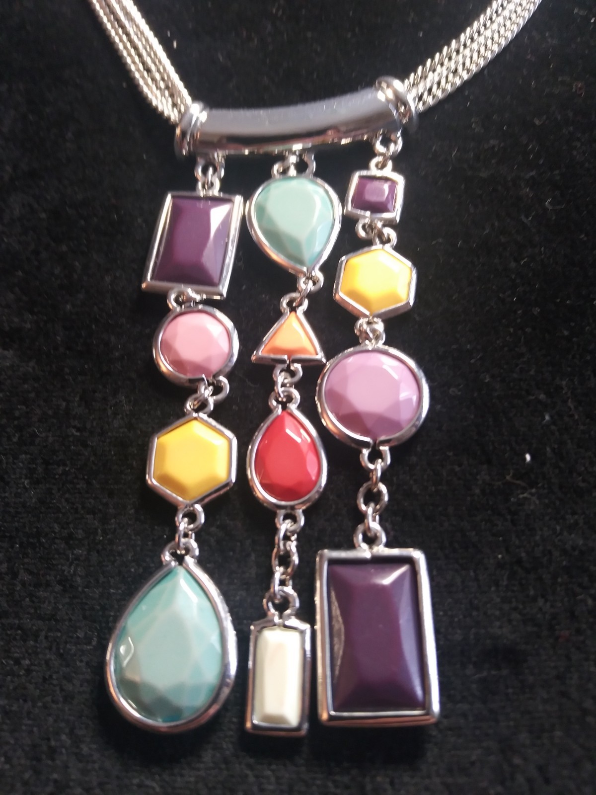 Multi-chain Adjustable Necklace with Dangle Pendants of Various Stones