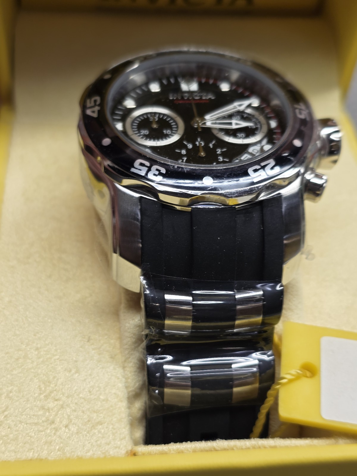 Men’s OVERSIZED CHRONOGRAPH Watch INVICTA “Pro Diver” 6977