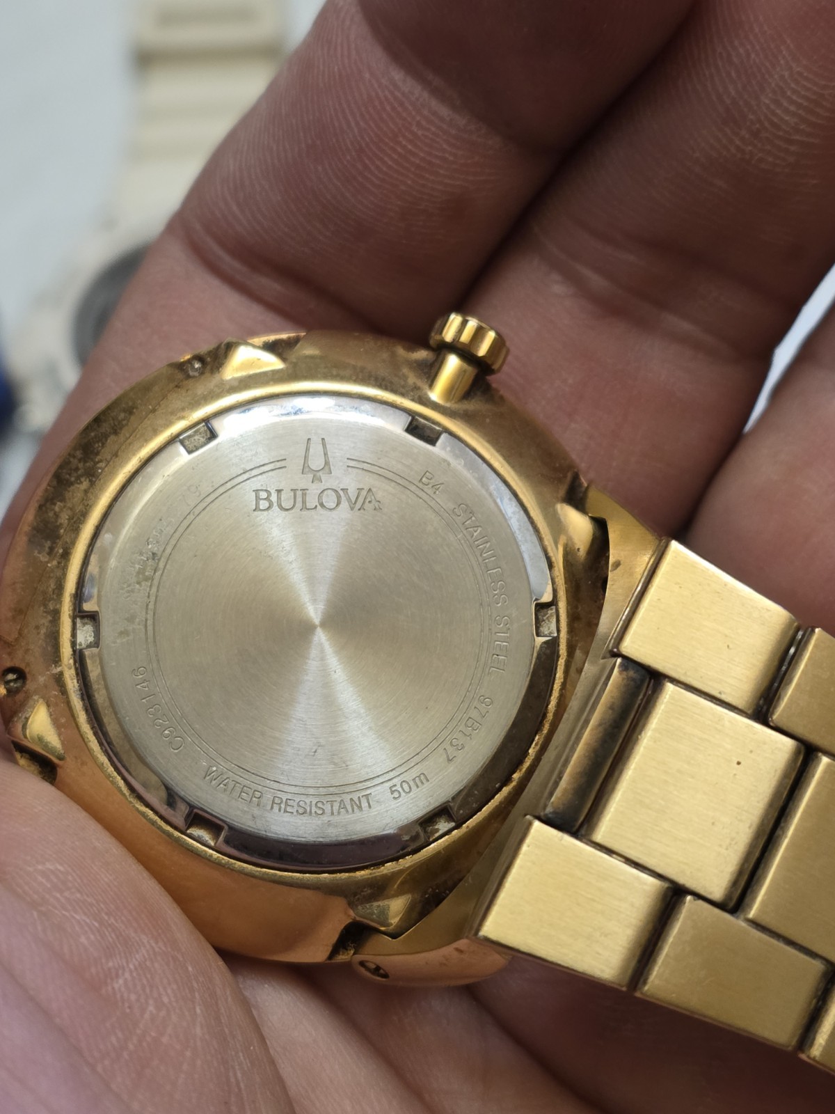 Vitage To Now Watches Lot 4 Parts Or Repair Non Working Bulova,Casio,Swatch D6