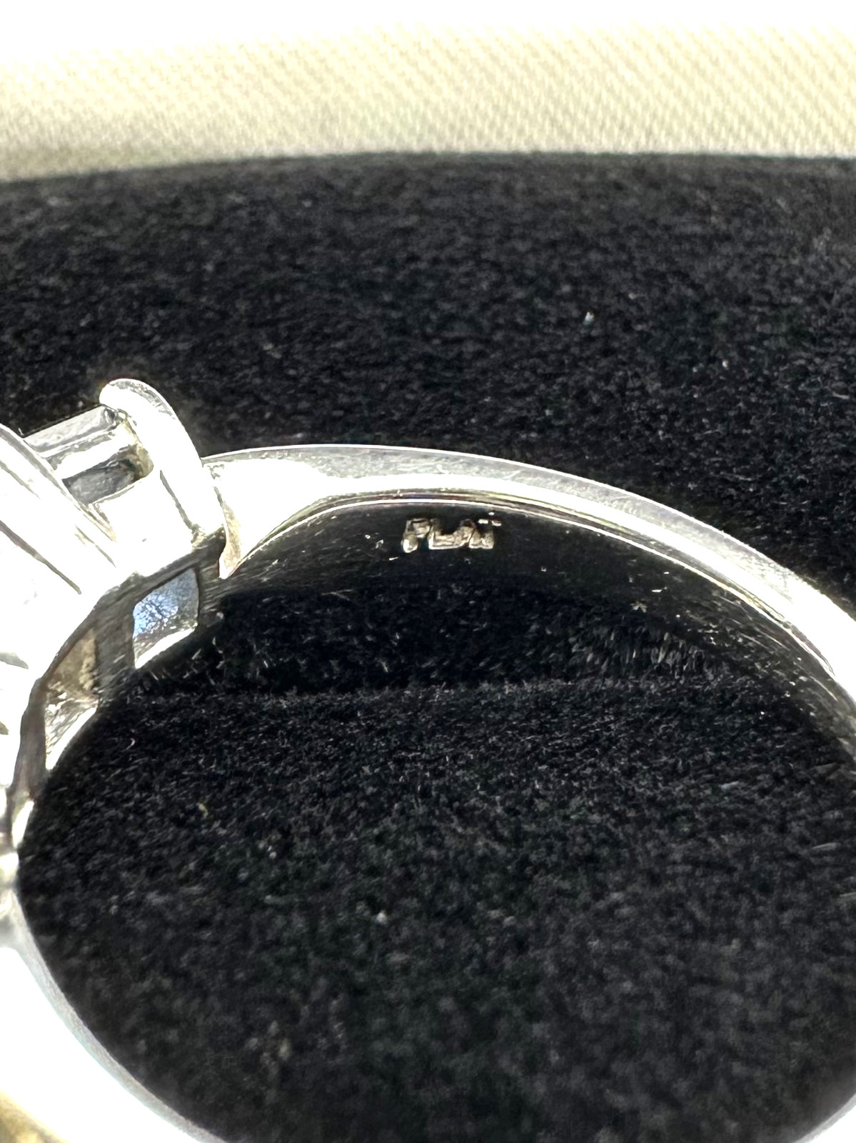 950 Platinum 1.18ctw Princess Cut Diamond Sapphire 3-Stone Cocktail Ring 4.1dwt