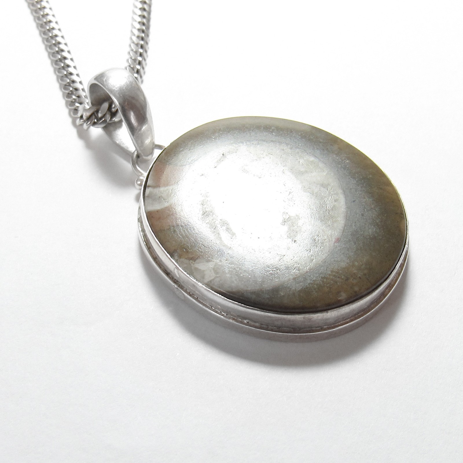 Large Southwestern Sterling Silver Real Oval Ammonite Fossil Pendant With Chain