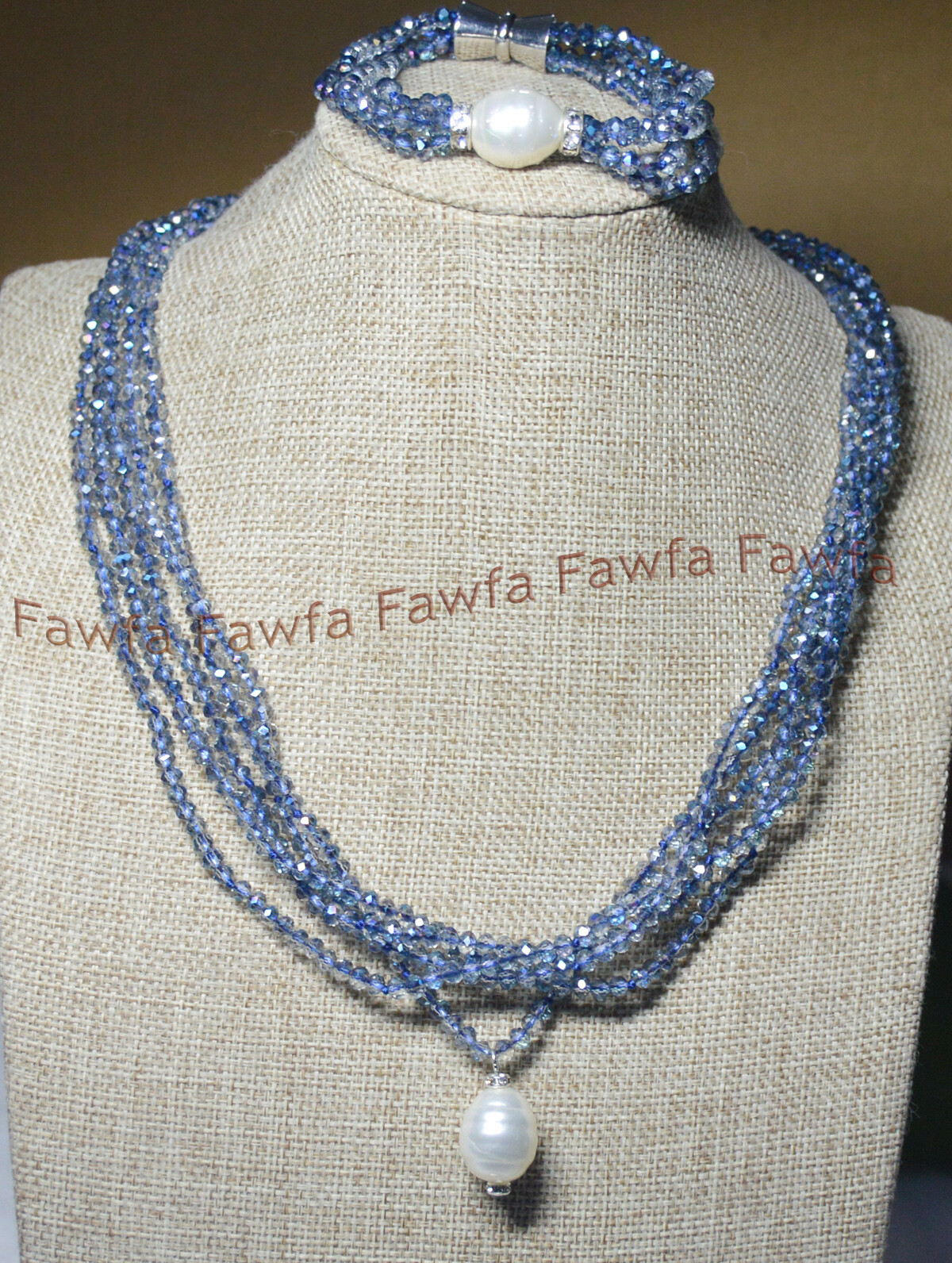 Pretty Blue AB 4mm Crystal Beads White Shell Pearl Pendant Necklace Bracelet Set