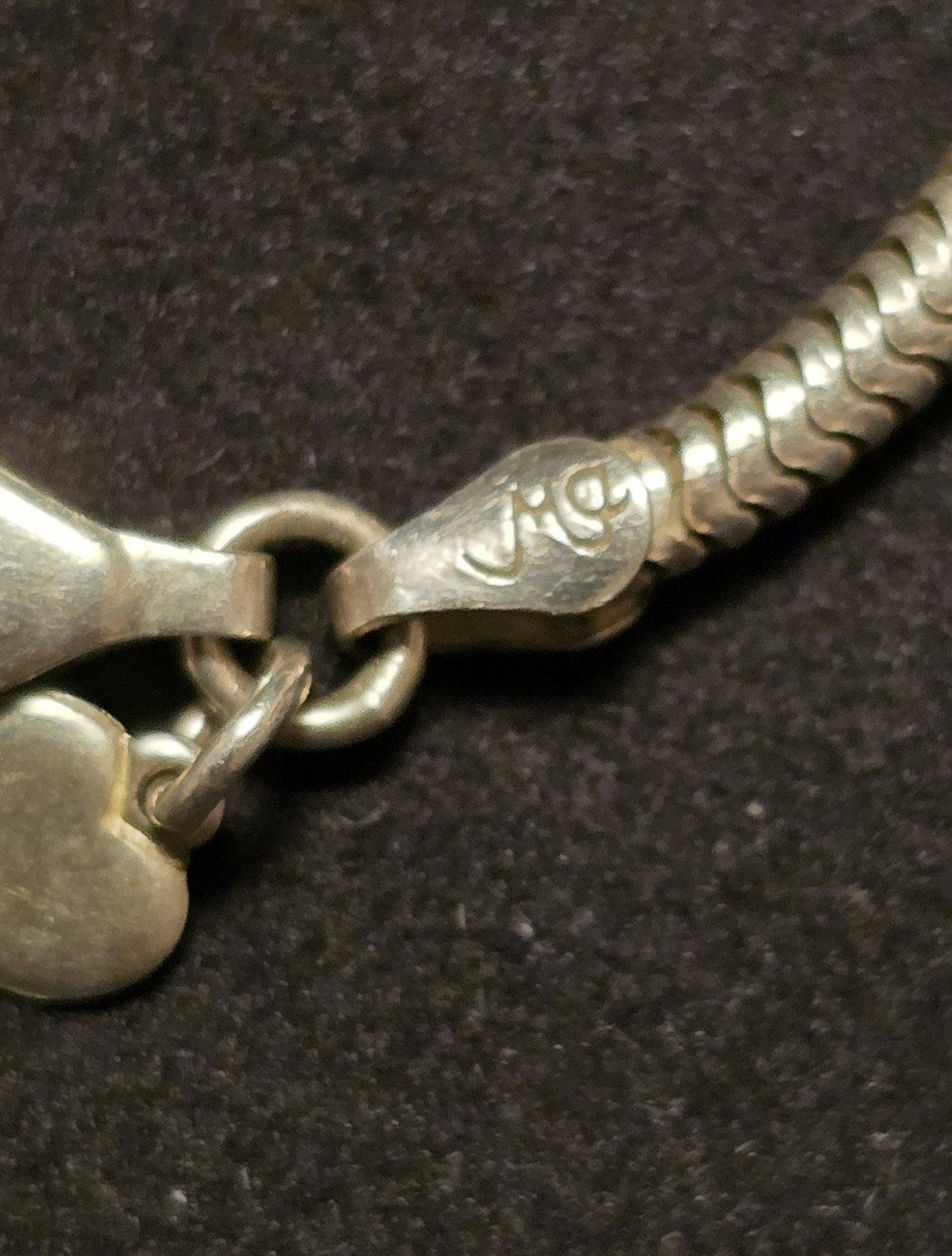 Vintage Michael Anthony 9in Sterling Silver Bracelet with a Variety of Charms